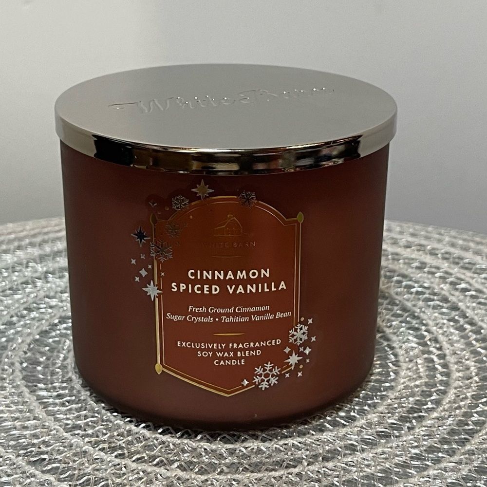 BBW Cinnamon Spiced Vanilla 3 Wick Scented Candle NWT